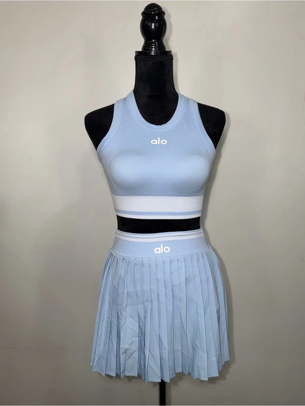 ALO Yoga Light Blue Pleated Tennis Skirt